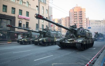 Минобороны отреагировало на заявления о повреждении дорог в Киеве военной техникой
