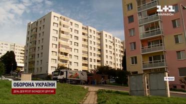 Дощ замість кондиціонерів та клумби на дахах: як утеплюють будинки в Чехії?