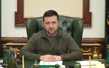 "Это — нелюди": Зеленский о том, что оккупанты обстреляли хлебзавод и церковь в Украине
