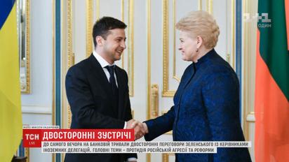 Зеленський подякував президенту Литви за допомогу у лікуванні наших поранених бійців