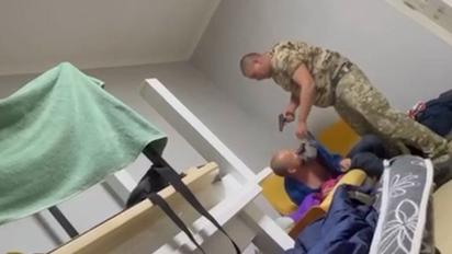 На Львівщині працівник ТЦК жорстоко побив чоловіка
