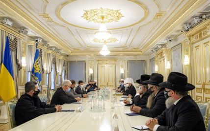 Зеленский высказался за привлечение представителей религиозных организаций к работе ТКГ