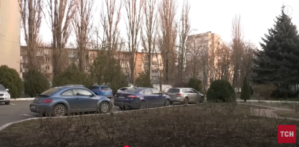 Автопарк біля митниці / © 