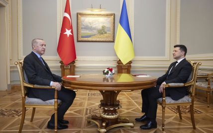 Зеленский поговорил с Эрдоганом: какие темы затронули