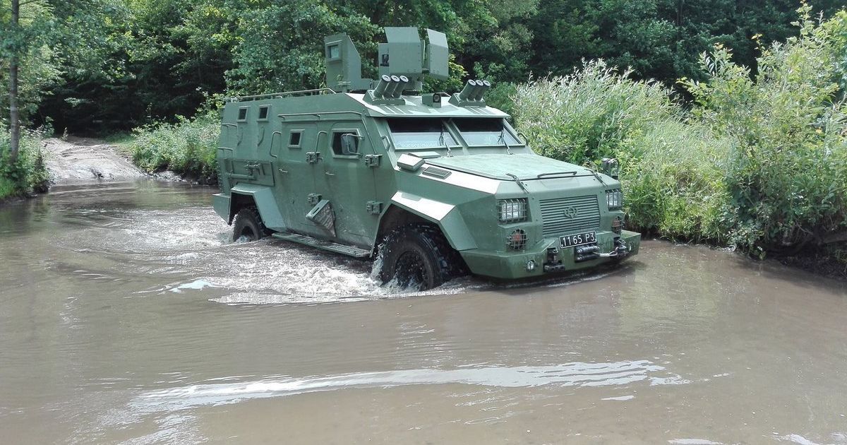 Украинский броневик "Барс-8" прошел сверхсложные двухлетние тесты