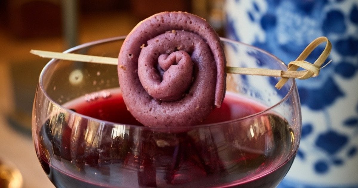 Млинці з червоного вина tiktok.com_@tastystories.feed