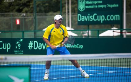 Українець Молчанов не зміг пробитися до чвертьфіналу тенісного турніру в Ташкенті