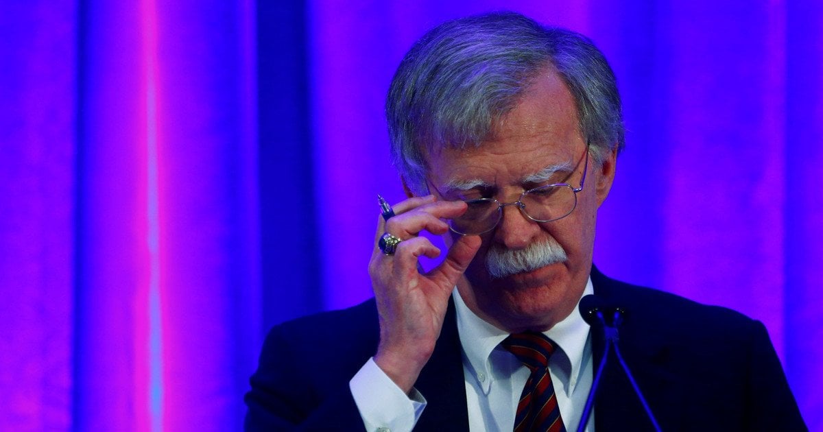 Джон Болтон