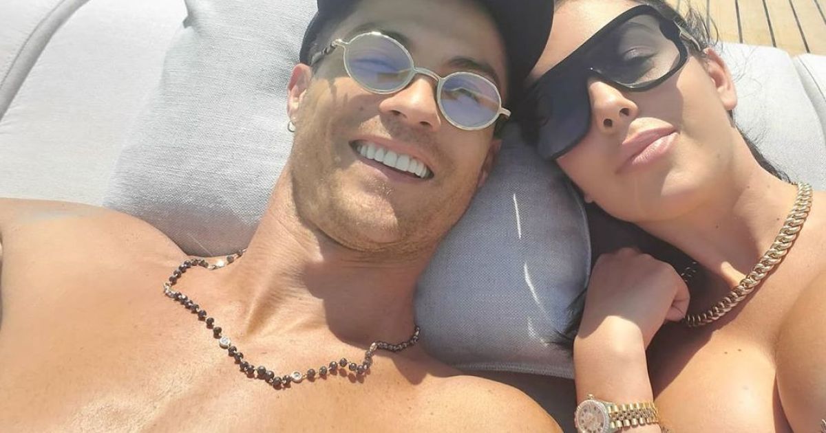 instagram.com/georginagio