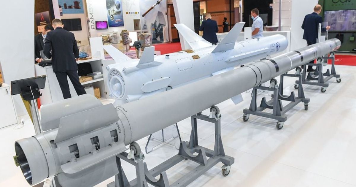Выставка IDEF-2021 в Стамбуле: что на ней представила Украина и какое оружие будет защищать наше государство