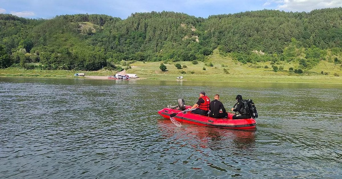 Пошукова операція на річці Дністер у Чернівецькій області