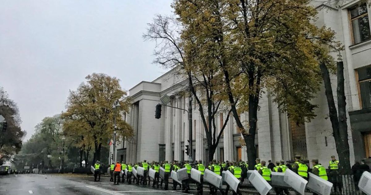 силовики в урядовому кварталі_3 / © facebook/Мустафа Найем
