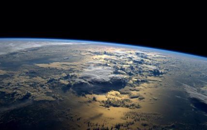 Астронавт NASA показав з борту SpaceX Crew Dragon, який приголомшливий вигляд має Земля з космосу