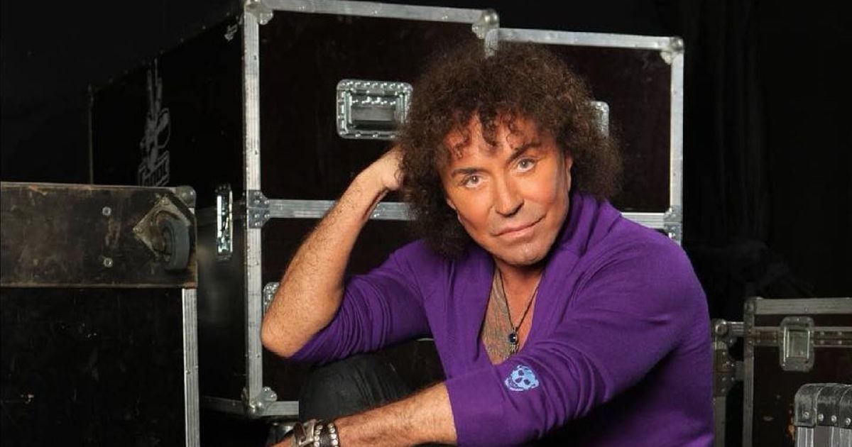 На концерте 71-летнего Леонтьева пьяный зритель взобрался на сцену и упал в зал