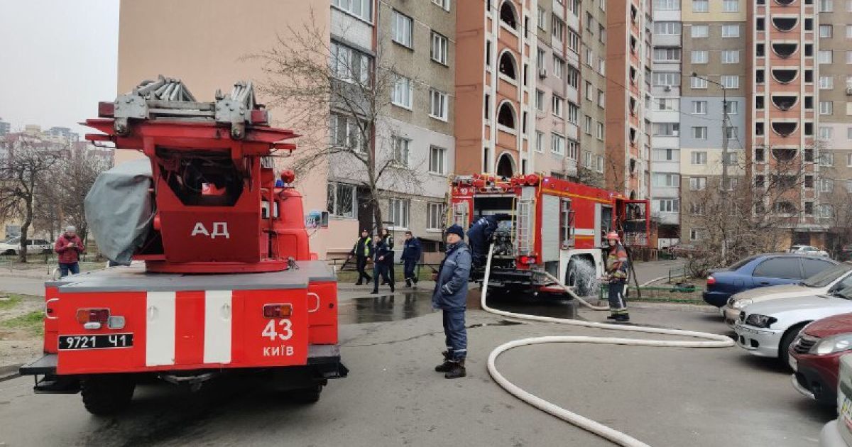 Пожежа на Троєщині_1 / © Інформатор