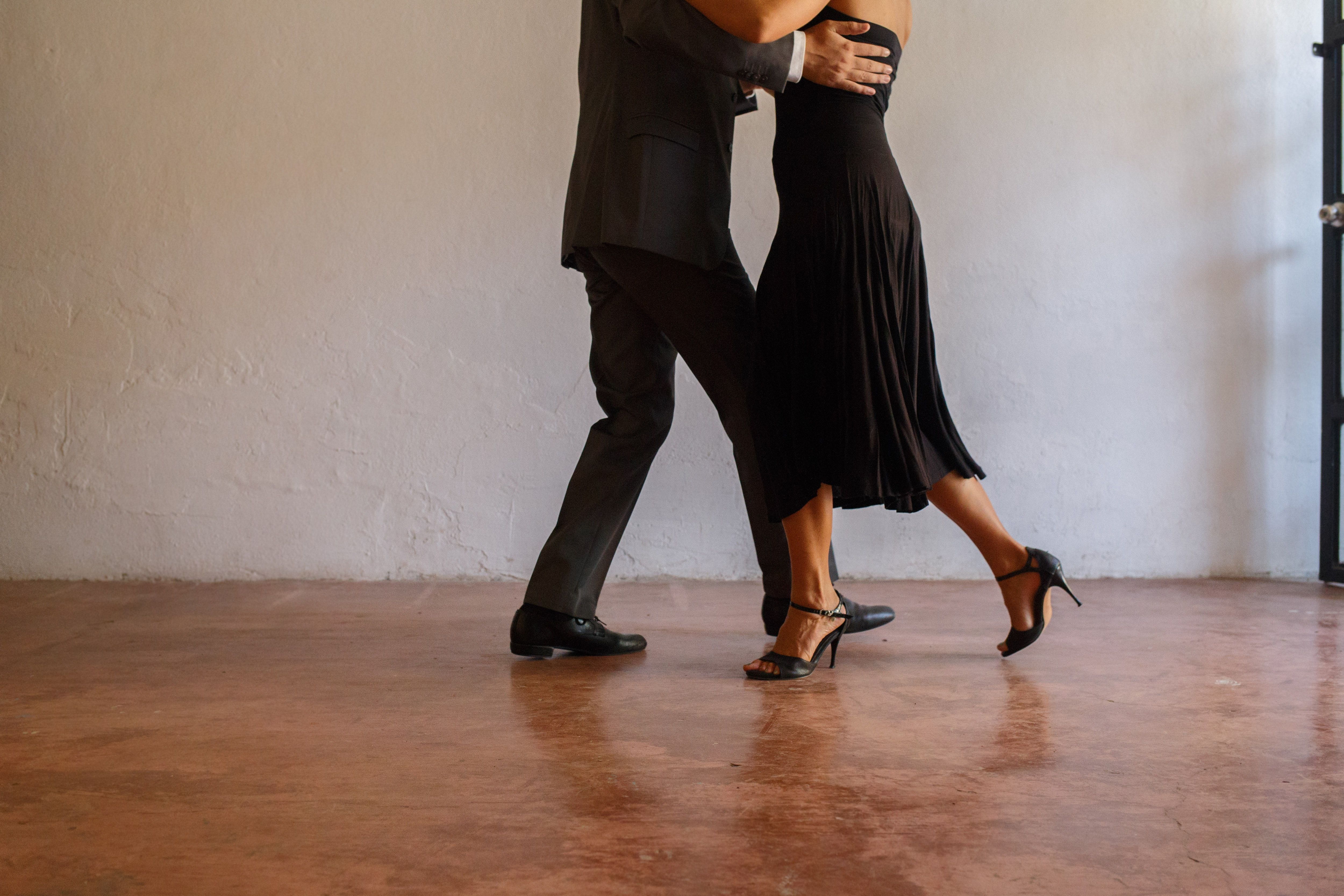 Видео уроков танго для начинающих. Танго. Танго танец. Фотосессия в стиле танго. Танго бальные танцы.
