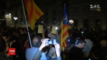 У Іспанії мадридський суд провів перші арешти лідерів Каталонії