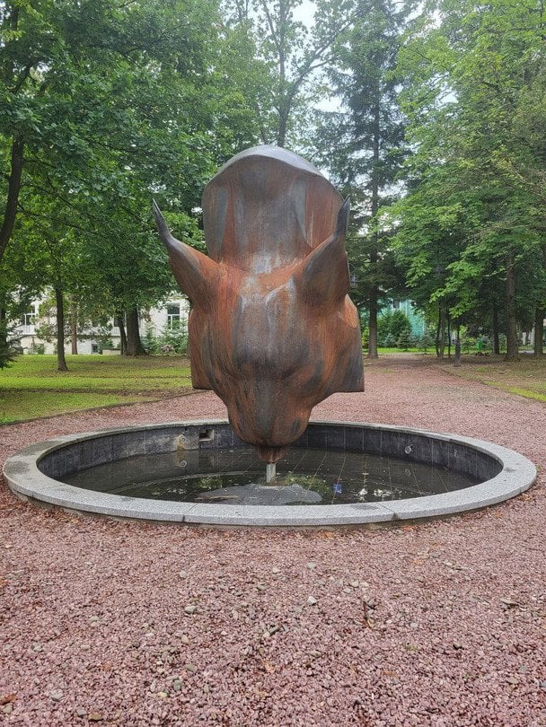 Скульптура рисі у парку Моршина / © ТСН