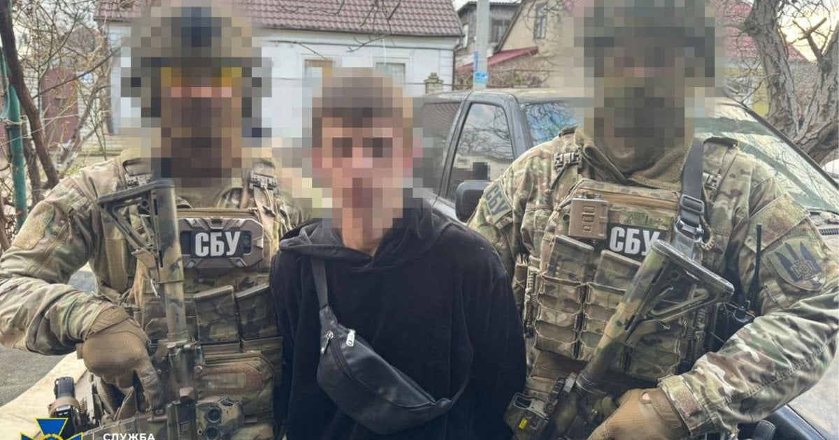 СБУ затримала зловмисника, який підірвав авто в Одесі