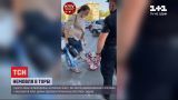 Одесситке, которая носила младенца в сумке, грозит штраф
