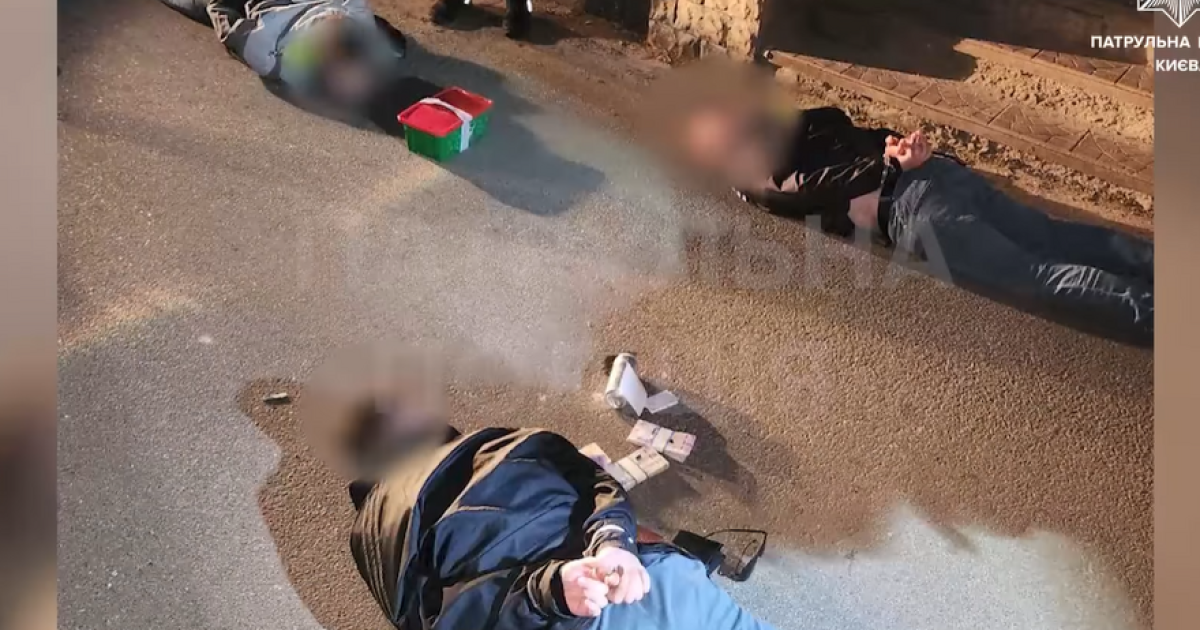 Ссора четырех парней закончилась стрельбой