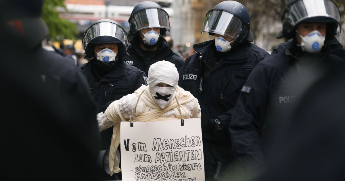 Пандемия коронавируса: немецкие исследователи рассказали о влиянии локдауна на психическое здоровье людей