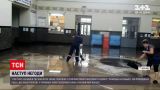 Новости Украины: в Тернопольской области ликвидируют последствия урагана, а Черновцы заливает