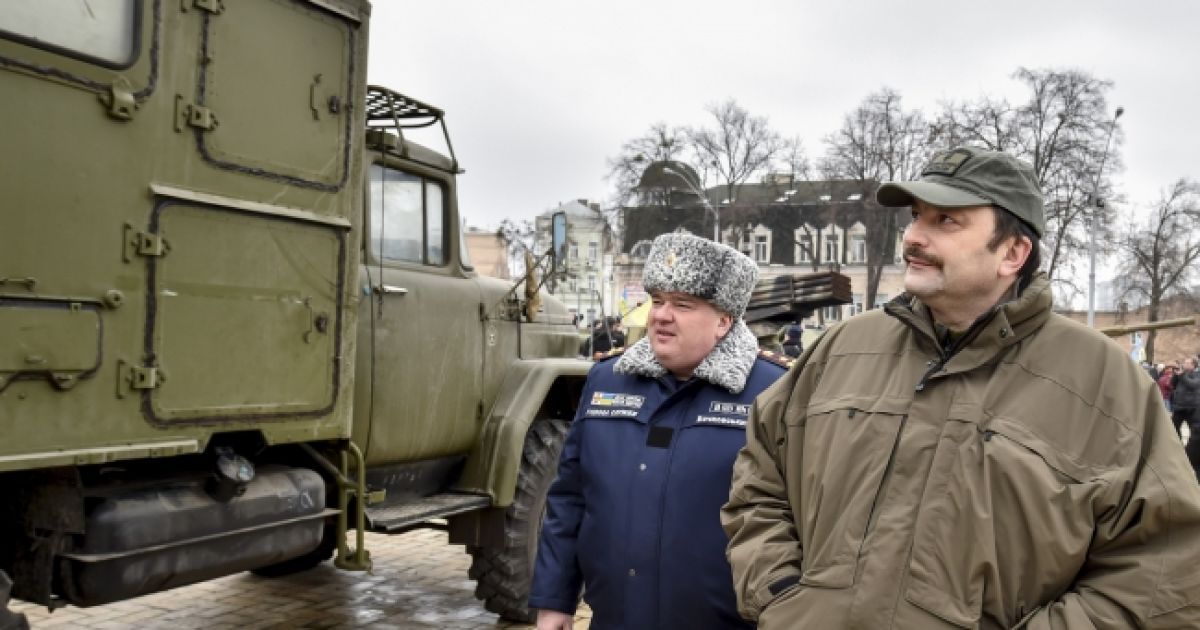 На Михайловской площади выставили "трофейную" российскую военную технику и оружие. / © President.gov.ua
