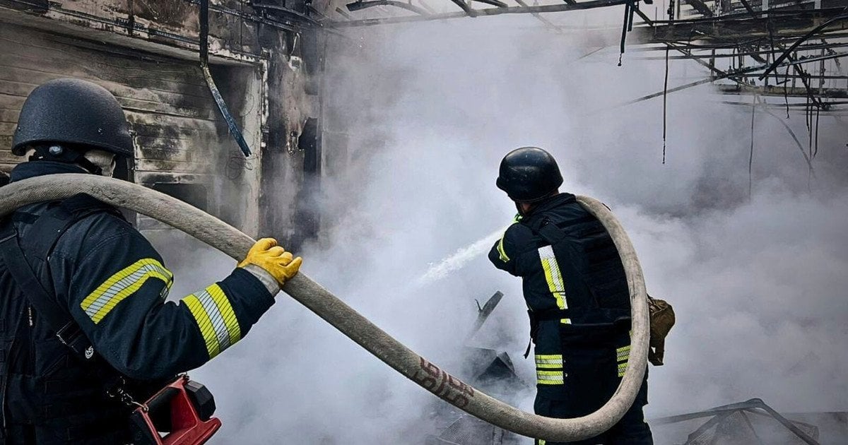 Работники ГСЧС