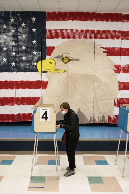 Як голосують американці: який вигляд має бюлетень у США, чому можна без паспорта та як віддають голоси поштою