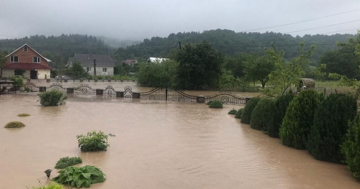 СБУ сообщила, кто может быть виноват в разрушительных паводках на Западе Украины