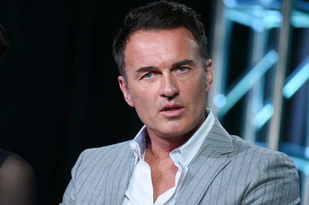 Умер 56-летний актер сериала "Зачарованные" Джулиан Макмэхон: что известно о причине смерти