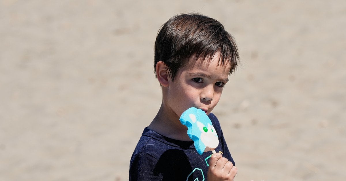 Намагайтеся уникати покупки морозива, в складі якого занадто багато хімічних добавок
