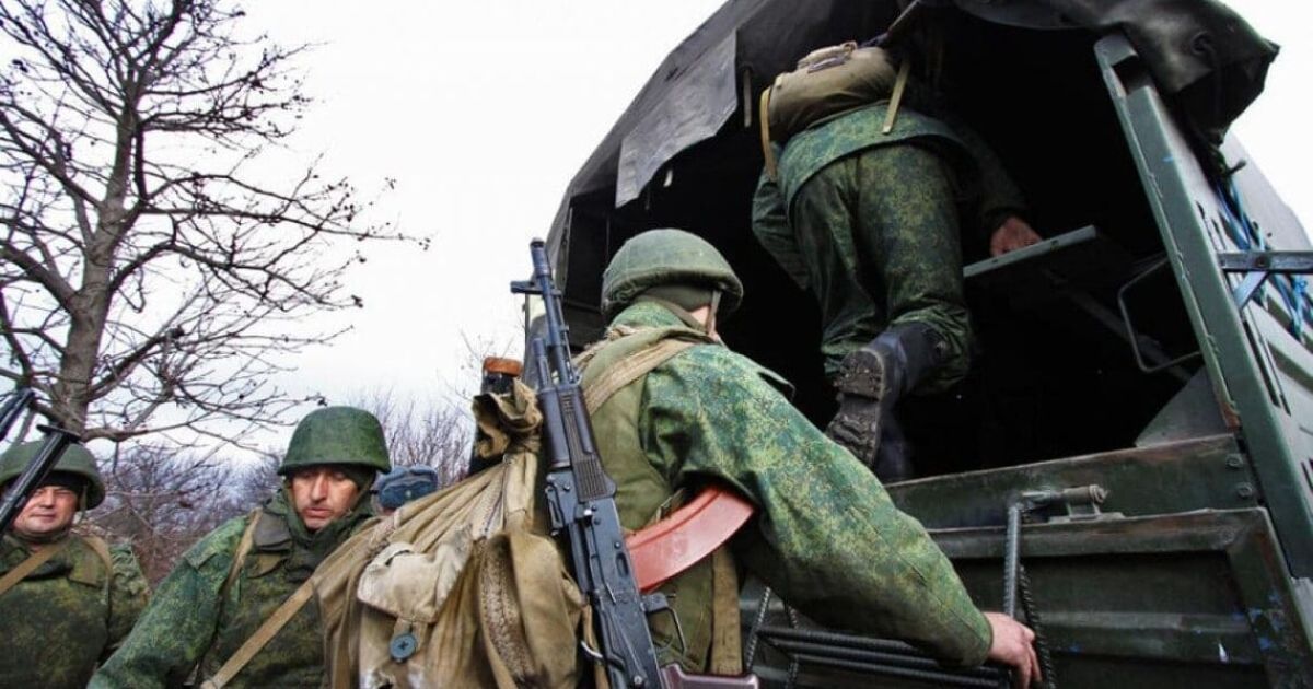 "Мобілізація" під дулом автоматів: на окупованій Луганщині росіяни погрожують стратою за відмову воювати проти України