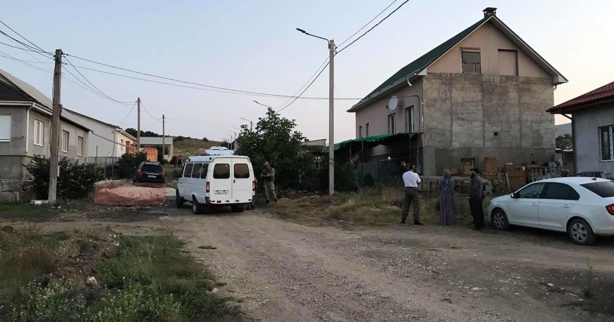 Обшуки в Криму 17 серпня_6 / © Кримська солідарність