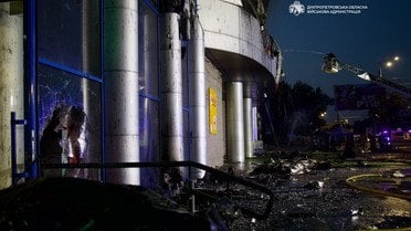 Удар по ТЦ Дніпра_6