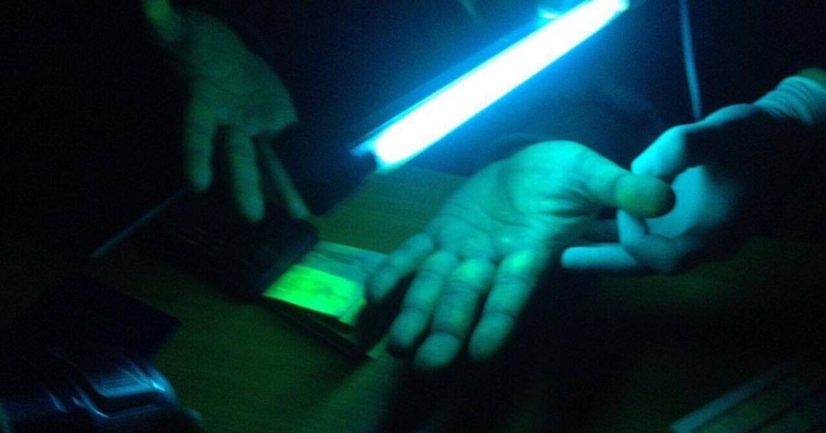 На хабарі за заліки та іспити спіймали професора столичного університету _2 / © Прокуратура міста Києва