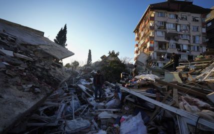 Maxar показала жуткие снимки пострадавшего от землетрясения города в Турции (фото)