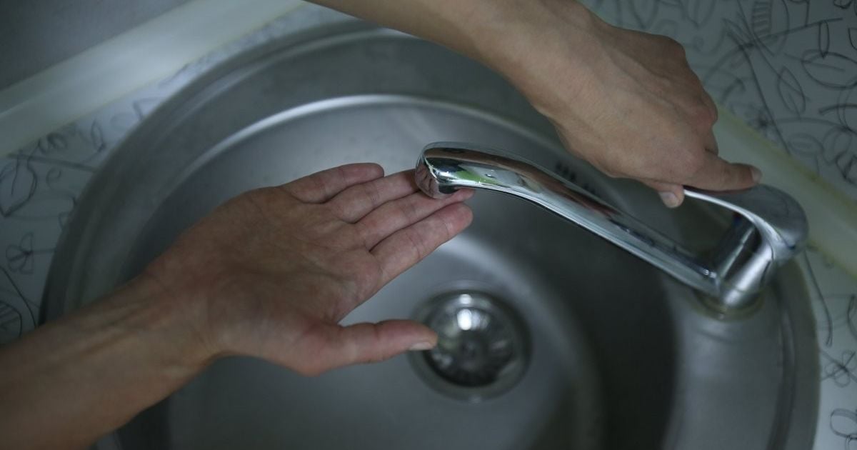 Прорив водогону у Вінниці залишив найбільший мікрорайон без води