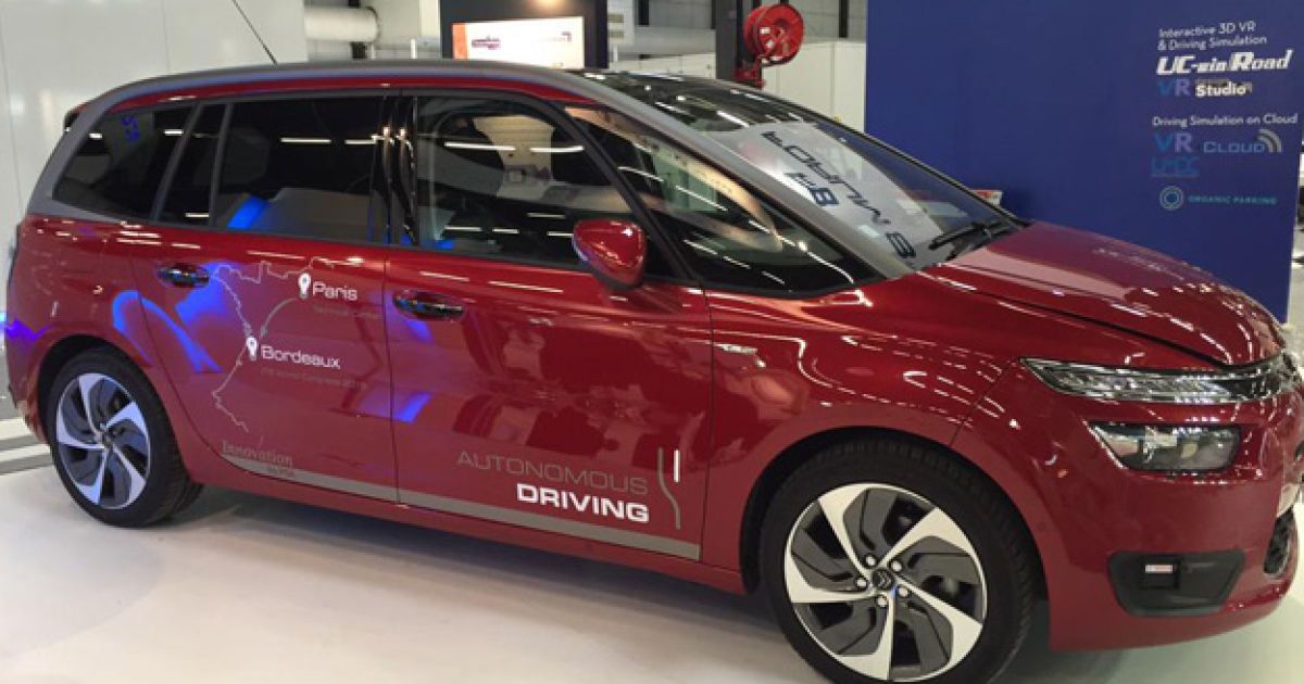 Citroen Grand С4 Picasso проехал 580 км без помощи водителя