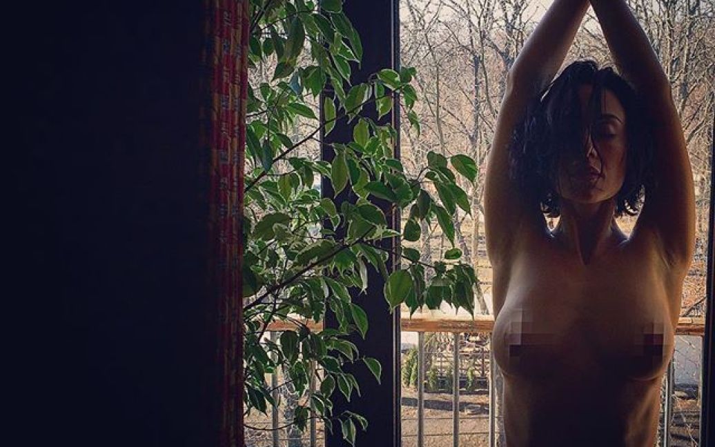 Астафьева сделала Нане NIKITA эротическую фотосессию / © instagram.com/da_astafieva