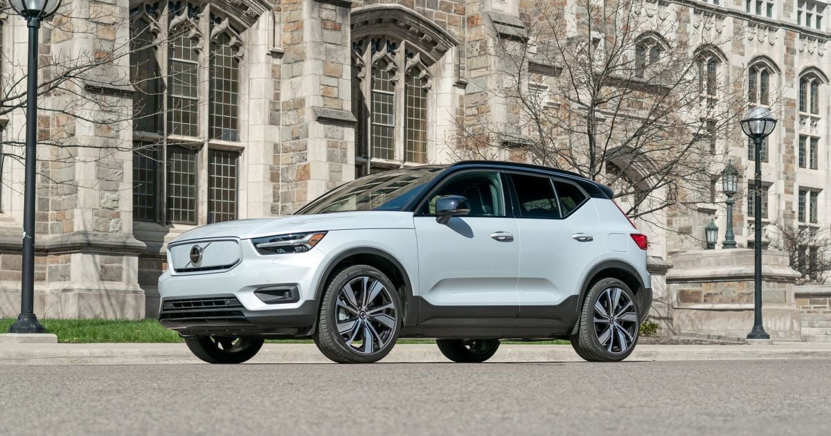 На український ринок вийшов перший електромобіль Volvo: оголошені ціни та комплектації