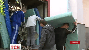 Благодійний фонд подарував Чернівецькому військовому шпиталю 20 ліжок для поранених