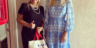 В цветочном платье и маске с жемчугом: красивая Иванка Трамп помесила тесто для хлеба