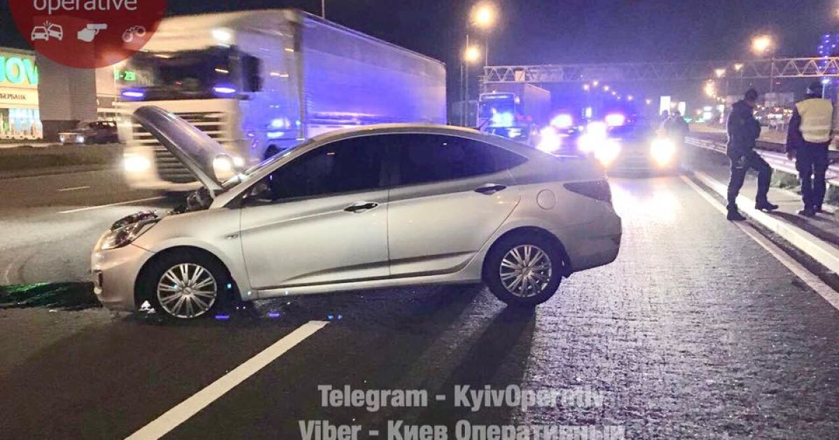Нічна погоня з поліцією в Києві закінчилася ДТП з постраждалими_6
