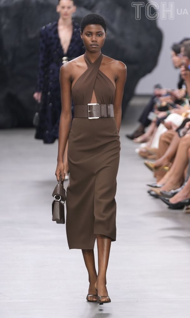 Показ коллекции прет-а-порте Michael Kors весна-лето 2025 / © Associated Press