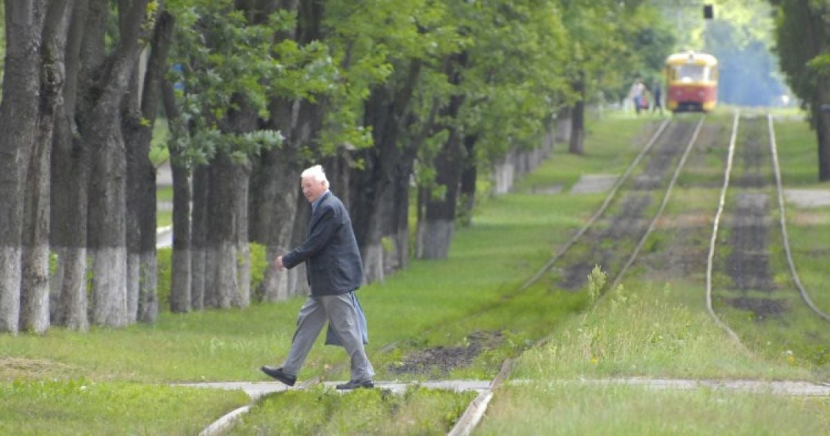 В Киеве возобновили работу еще нескольких трамваев и троллейбусов