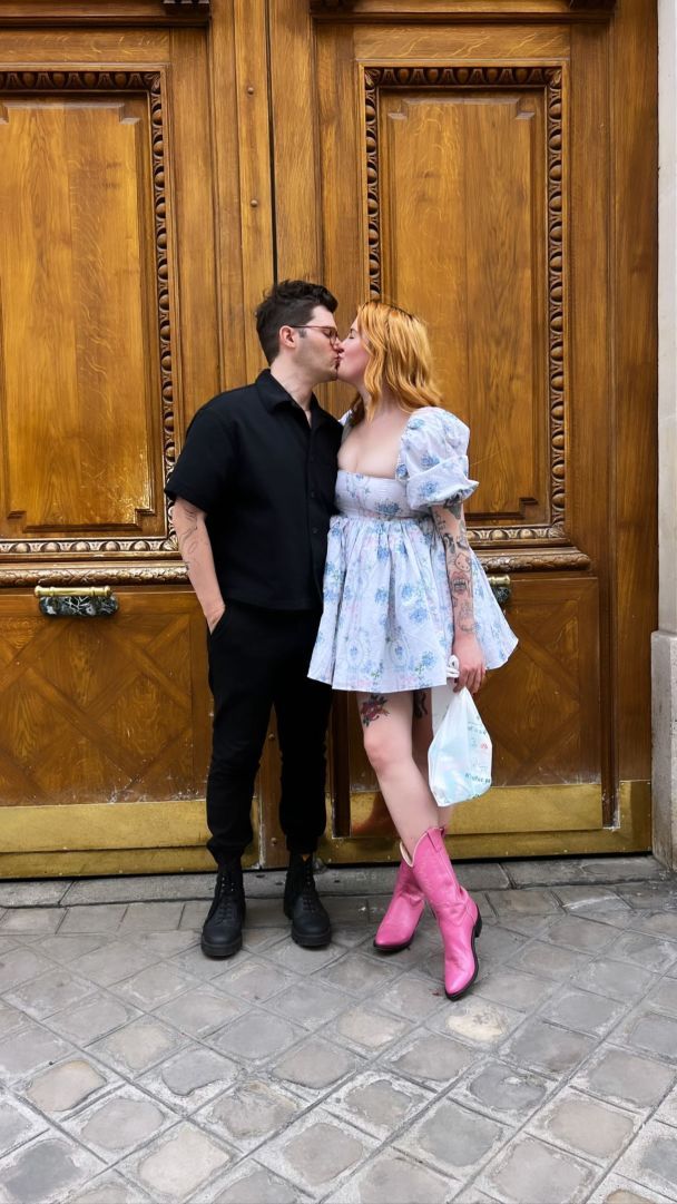 Айрленд Болдуин с бойфрендом / © instagram.com/irelandbasingerbaldwin