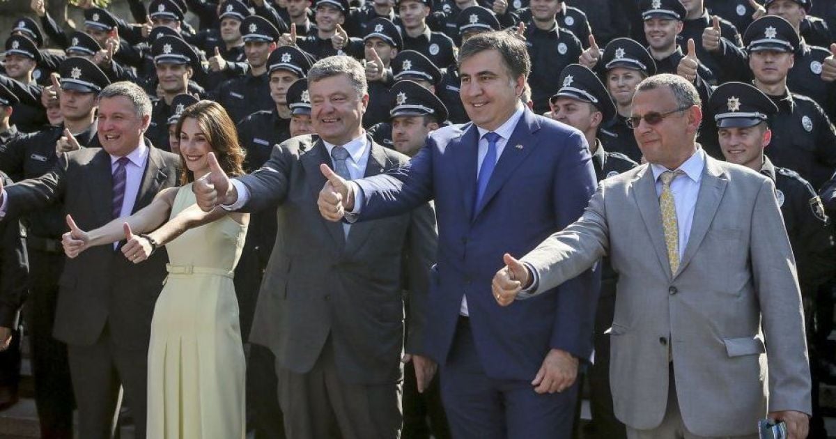 Порошенко назвав Саакашвілі та його соратників "гоп-компанією"