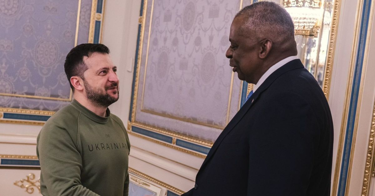 Владимир Зеленский и Ллойд Остин встретились в Киеве